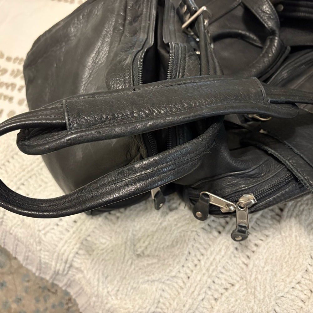 Men's Black Leather Duffel - Picture 2 of 7